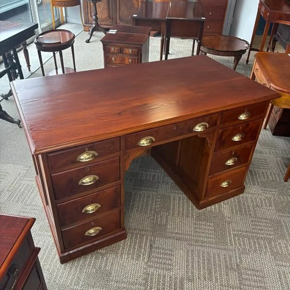 Beautiful antique oak solid writing table
