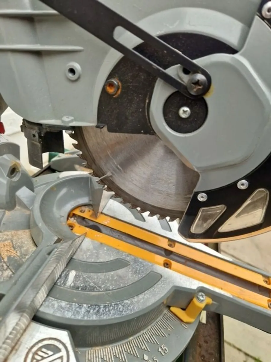 cross cut saw and tool stand - Image 3