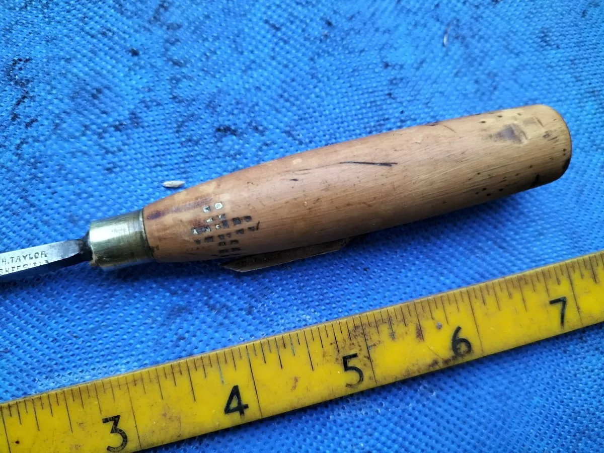 Carvers Skew Chisel by Taylor - Image 3