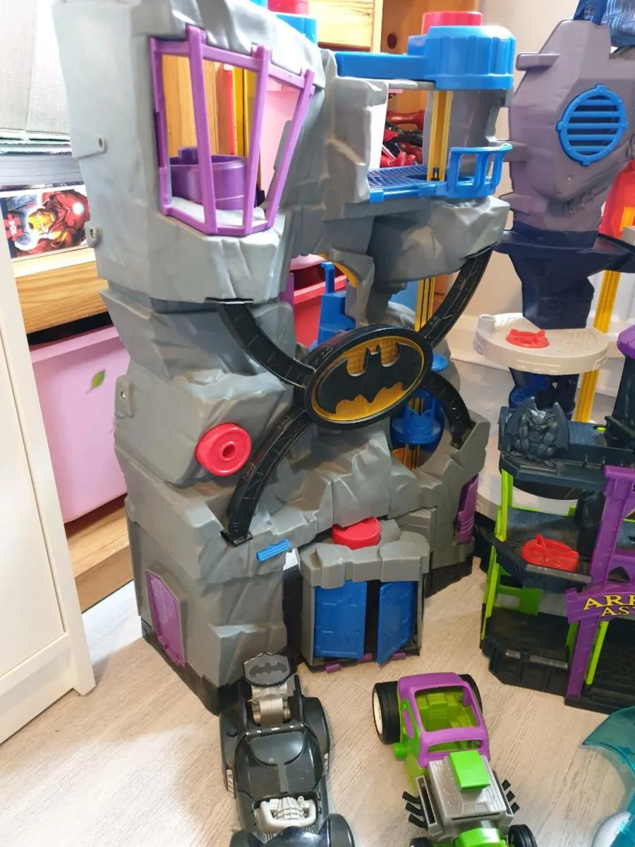 Toys - Image 2