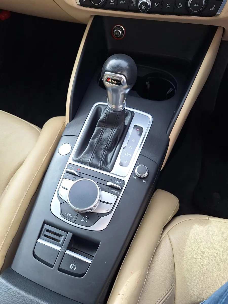Audi A3 2015 - Image 4