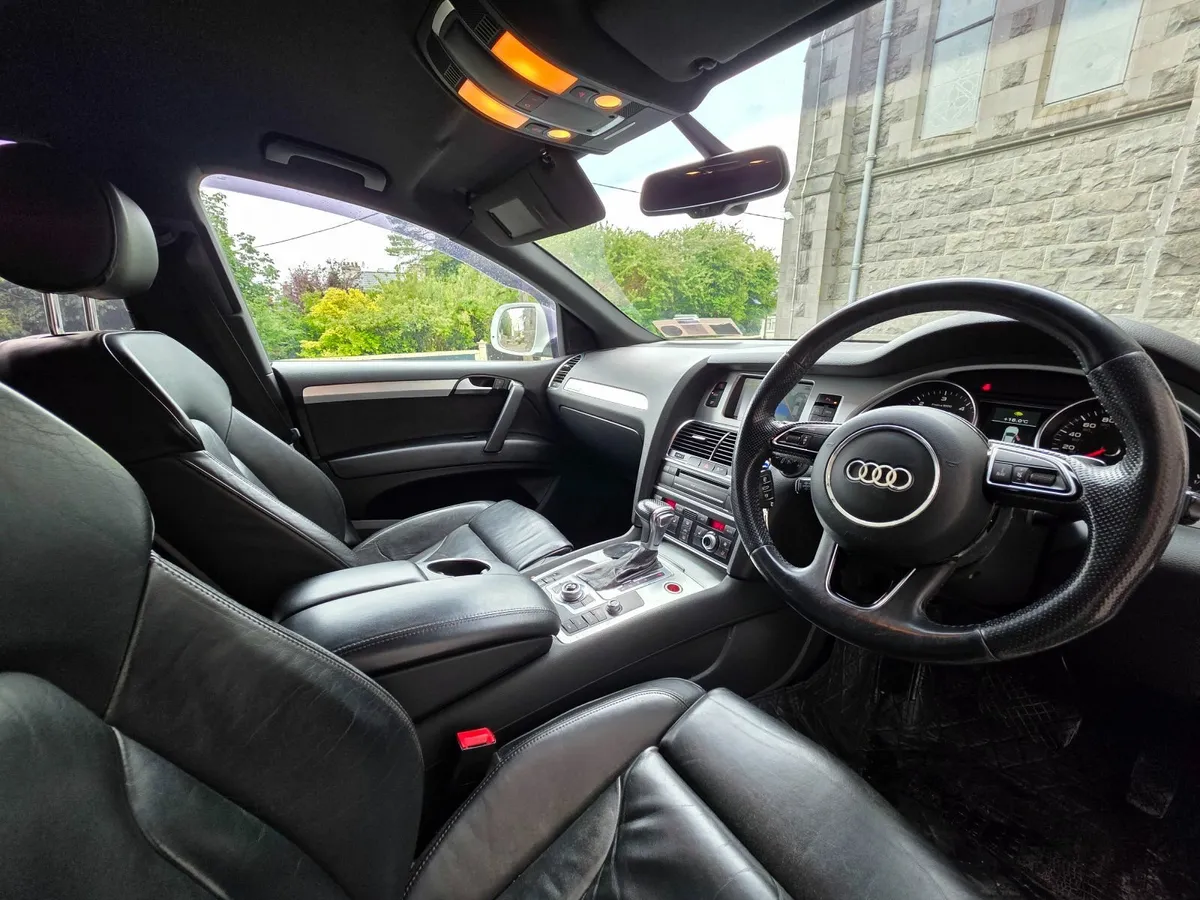 AUDI Q7 3.0 TDI S-LINE PLUS 7 SEATS 2014 - Image 4