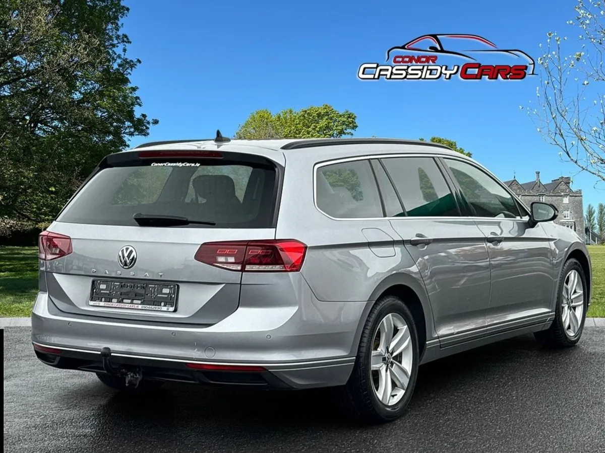 Volkswagen Passat SE TDI DSG *AUTOMATIC* - Image 2
