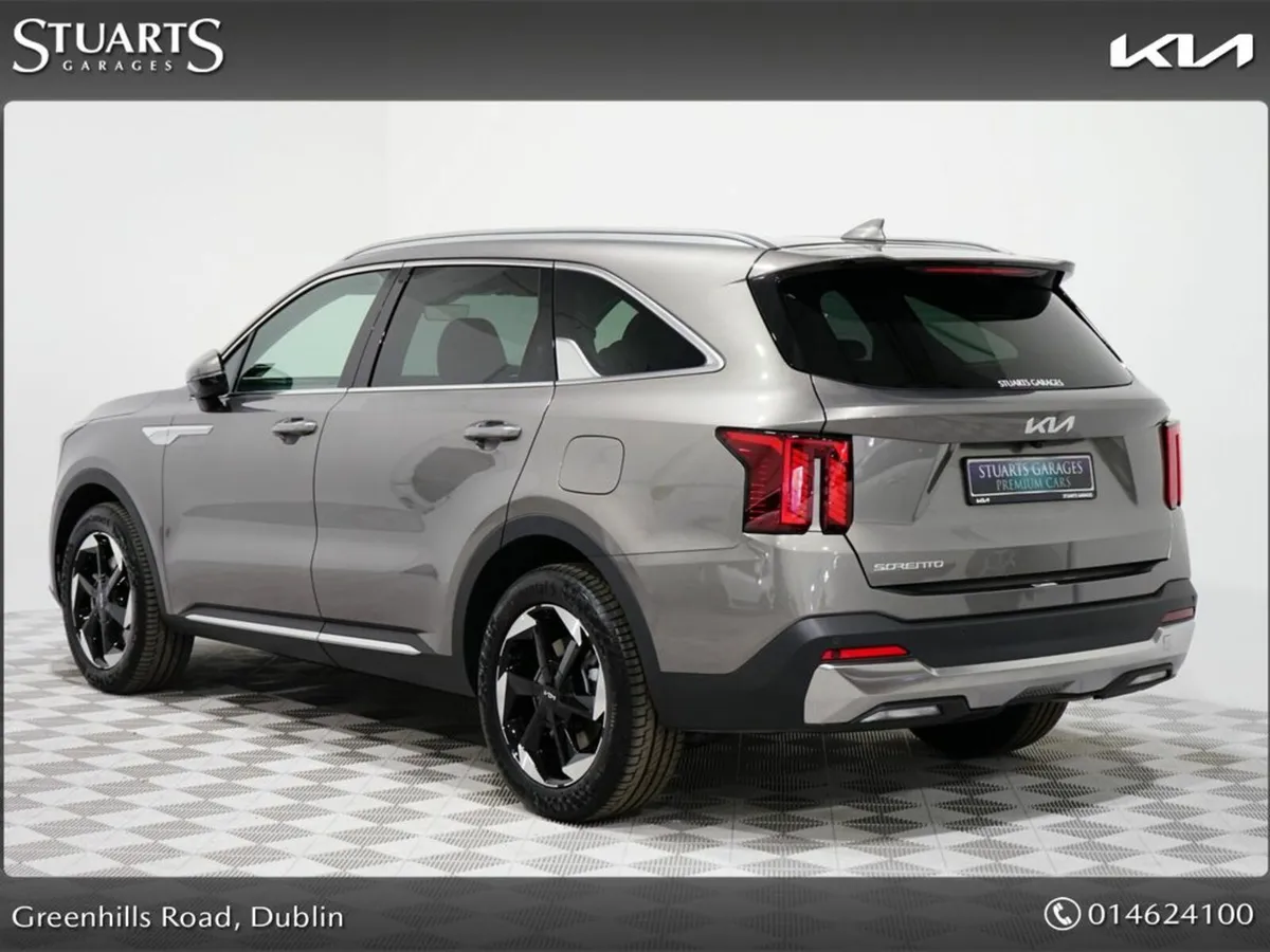 Kia Sorento Plug - In - Hybrid 7 Seat Automatic 26 - Image 2