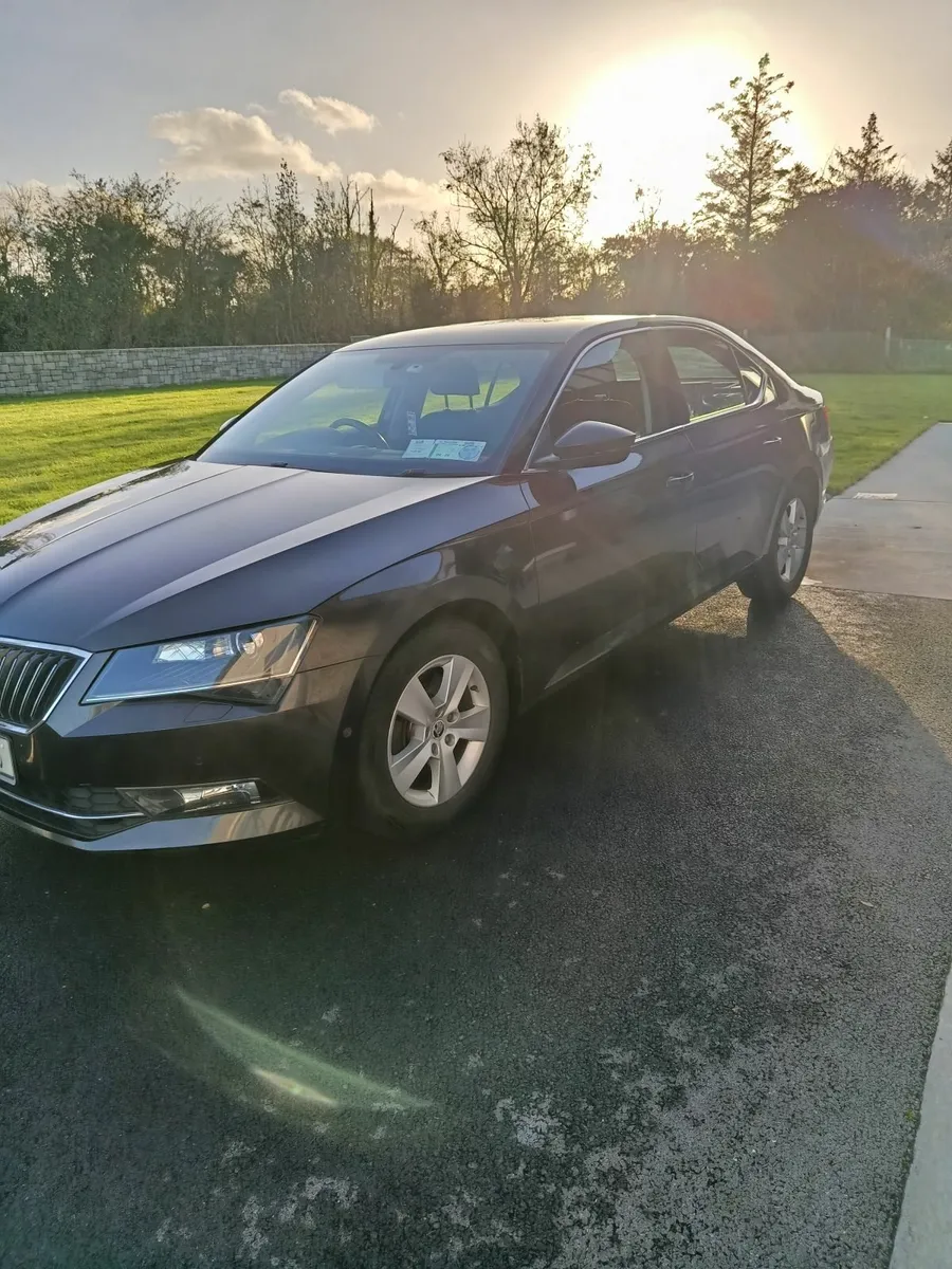 Skoda Superb 2016 - Image 1