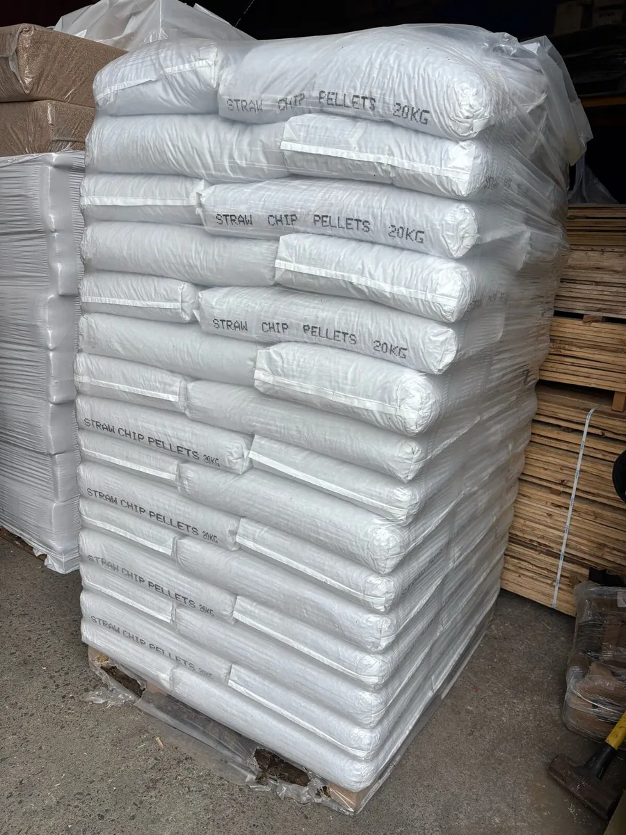 Straw Pellets 20kg bags delivered - Image 1