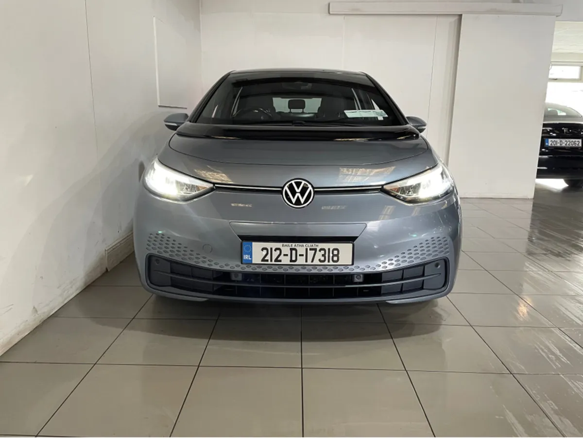 Volkswagen ID.3 PRO 150 KW LIFE 58KWH 5DR AUTO BAT - Image 3