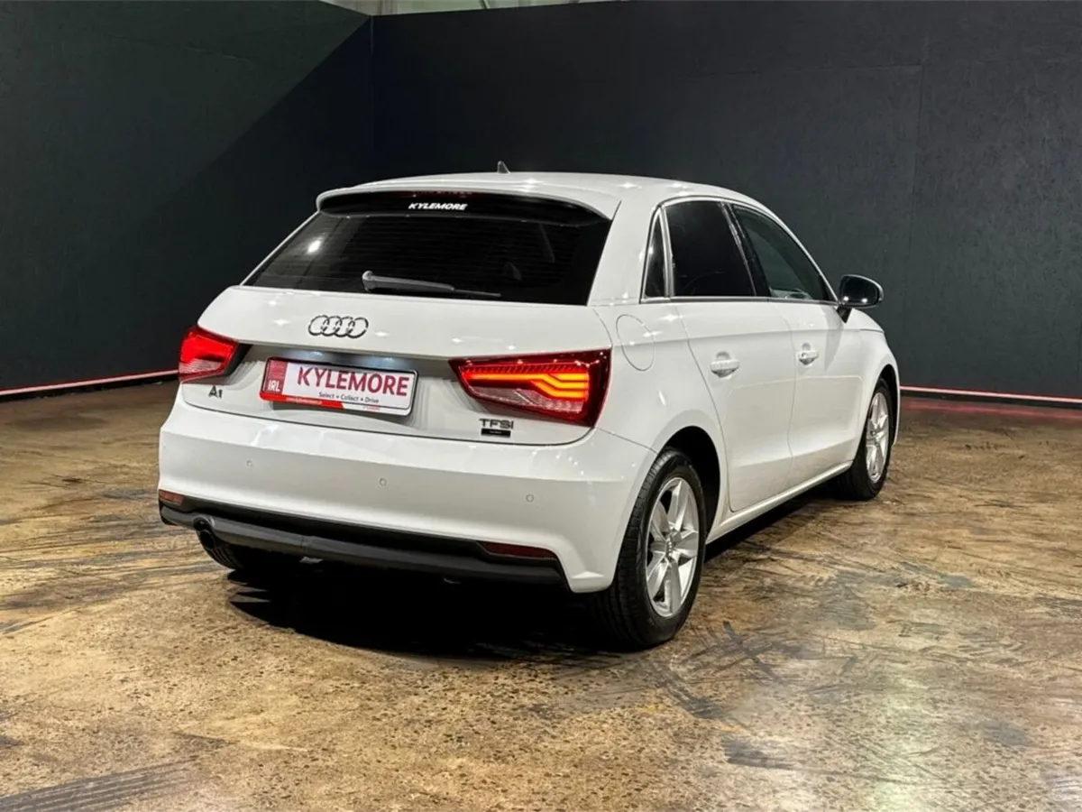 Audi A1 1.0 TFSI - - Image 3