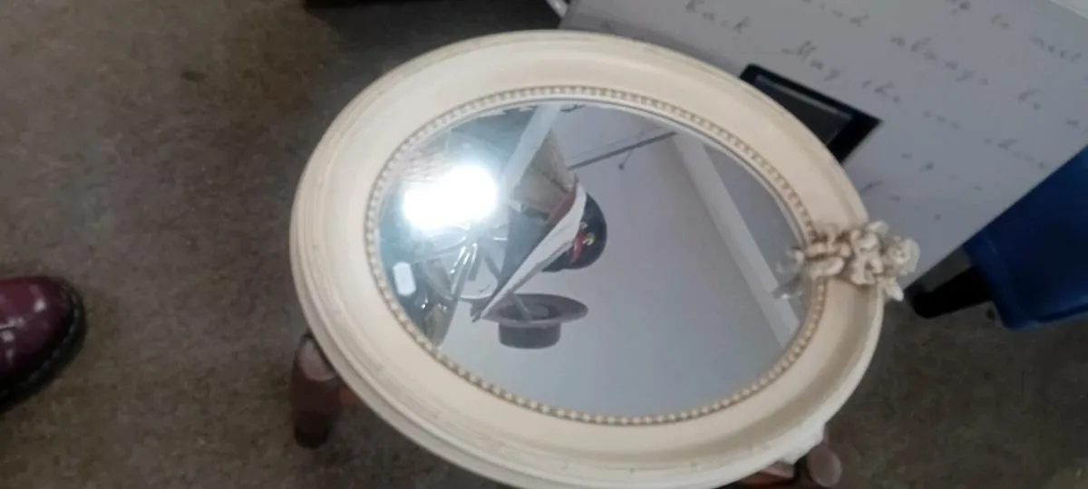 Modern Decorative Cherubic Mirror - Image 1