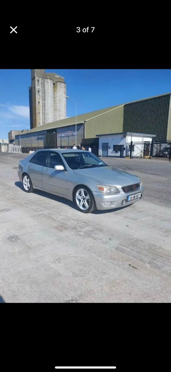 Lexus is200 - Image 1