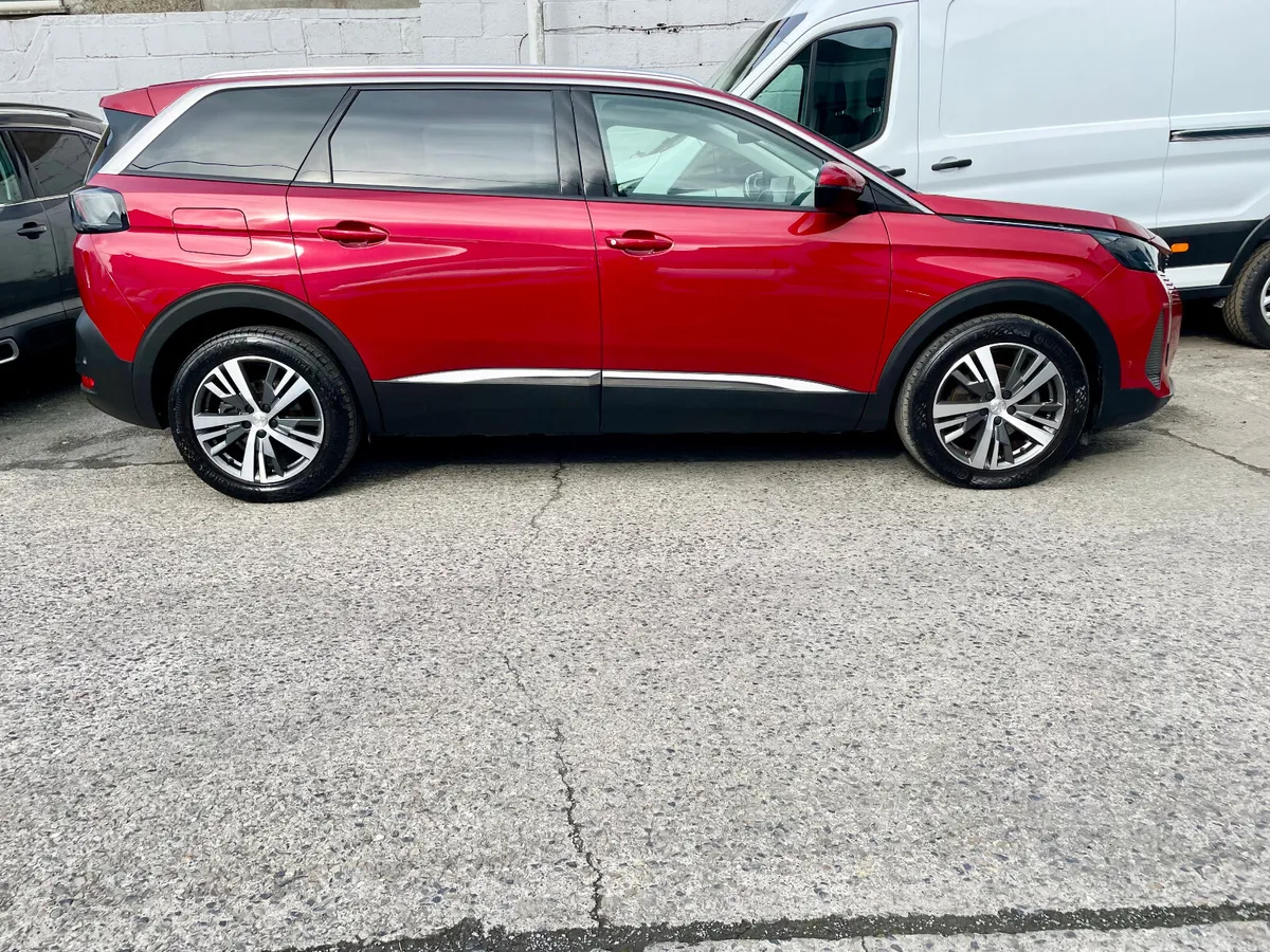 Peugeot 5008 Allure 1.2 Petrol 130BHP Manual,2021 - Image 4