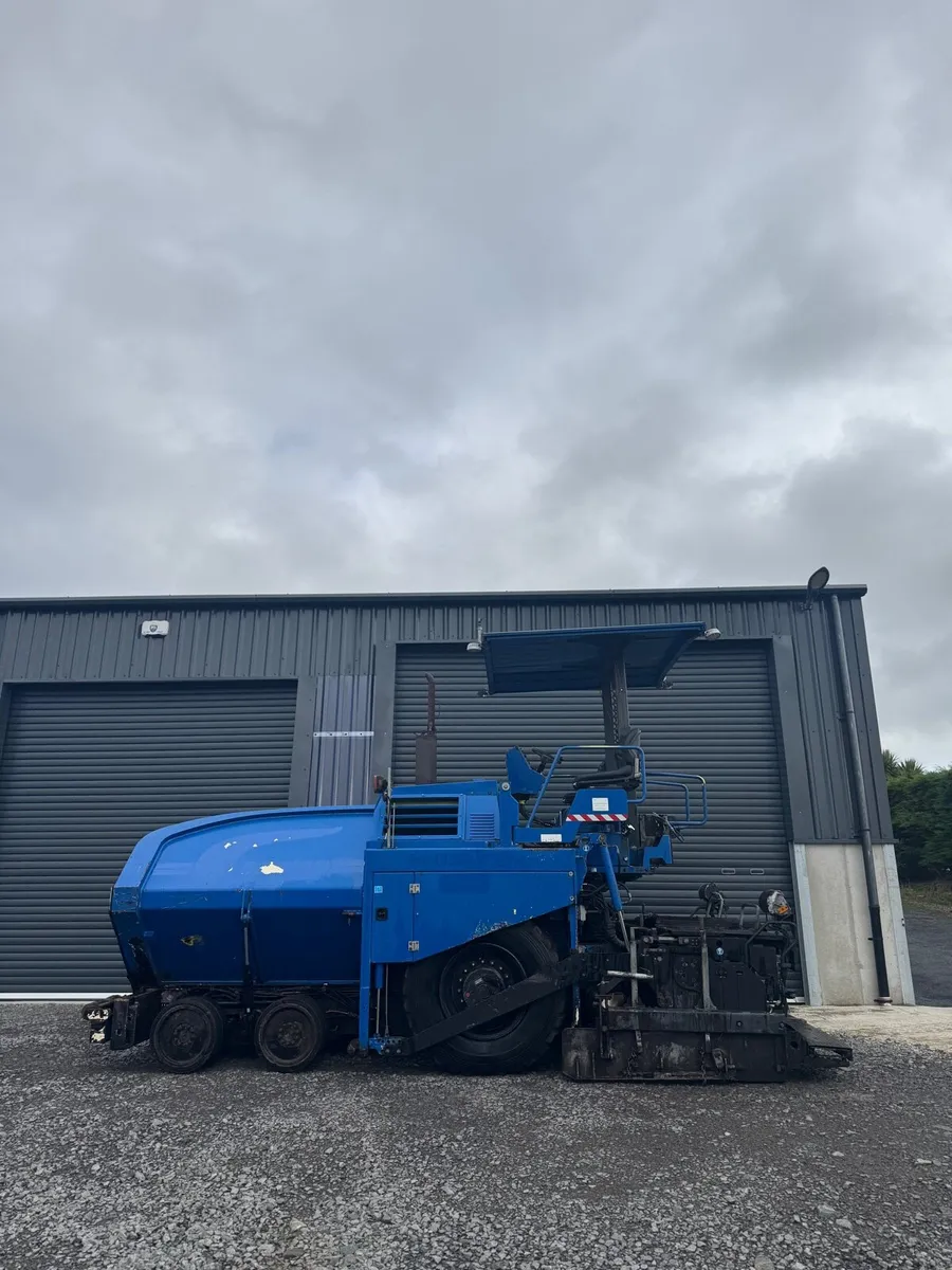 2014 Ammann AFW500E asphalt paver - Image 1