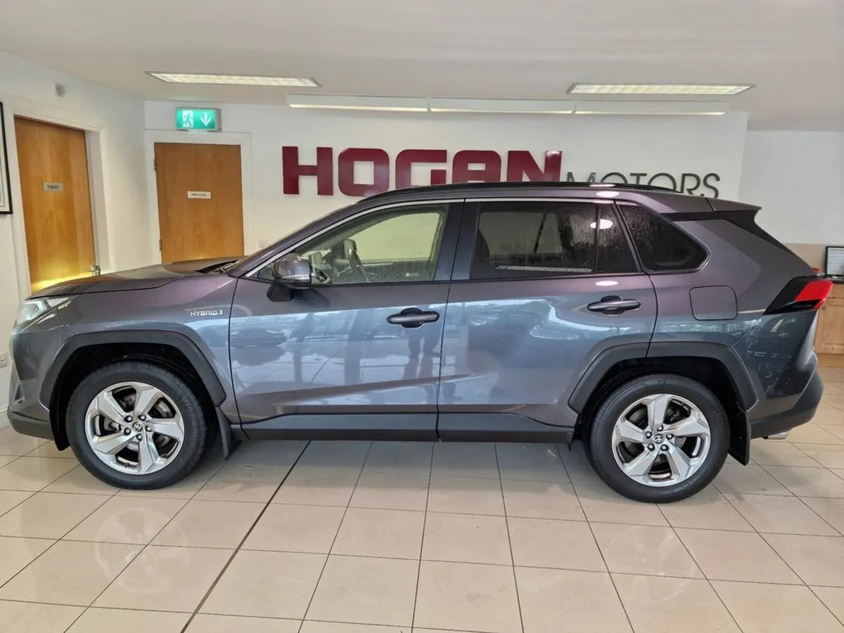 Toyota RAV4 Hybrid SOL Automatic * BEST SPEC * - Image 4