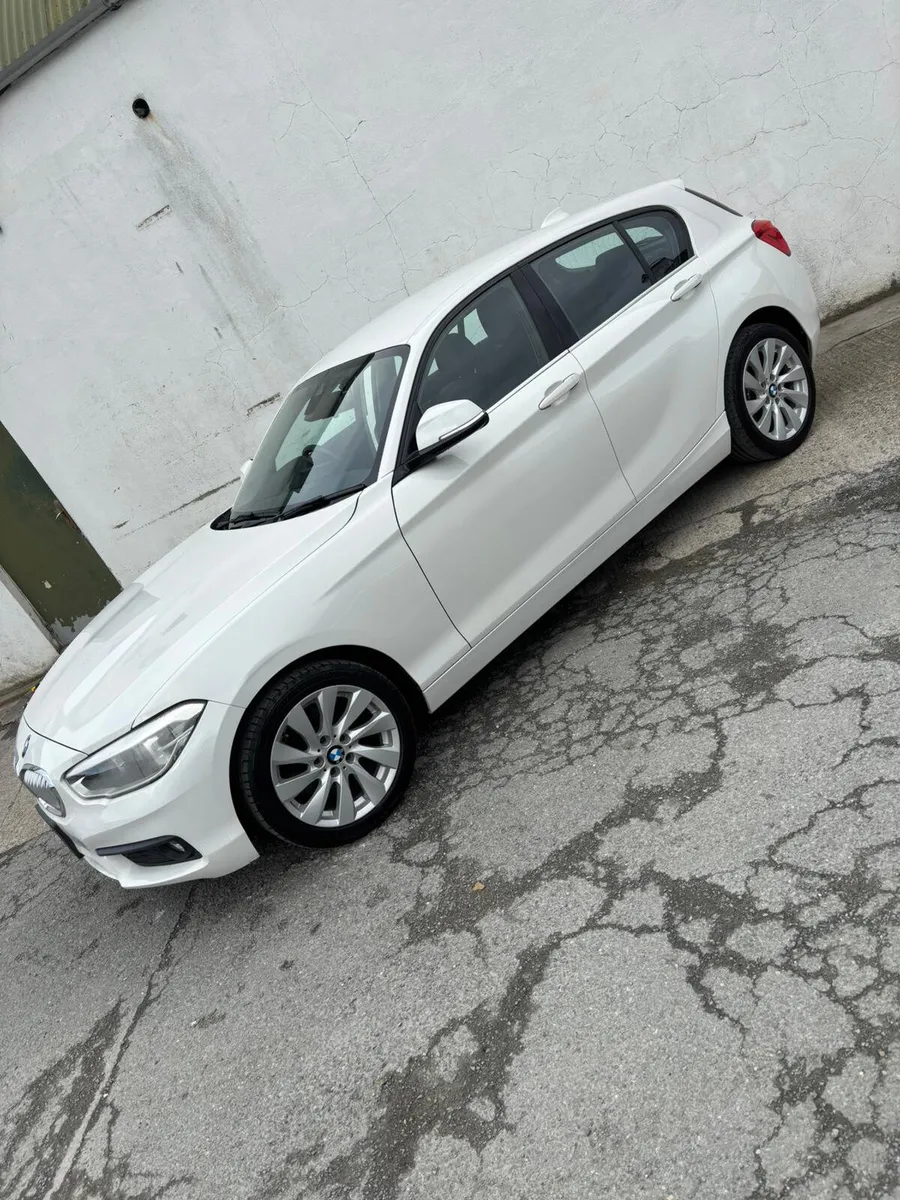 Car - Image 2