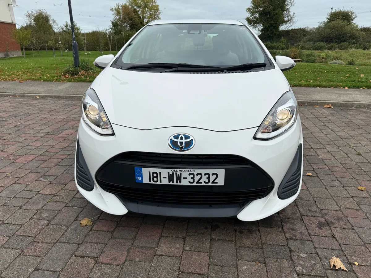 Toyota Aqua low mileage for Sale - Image 1
