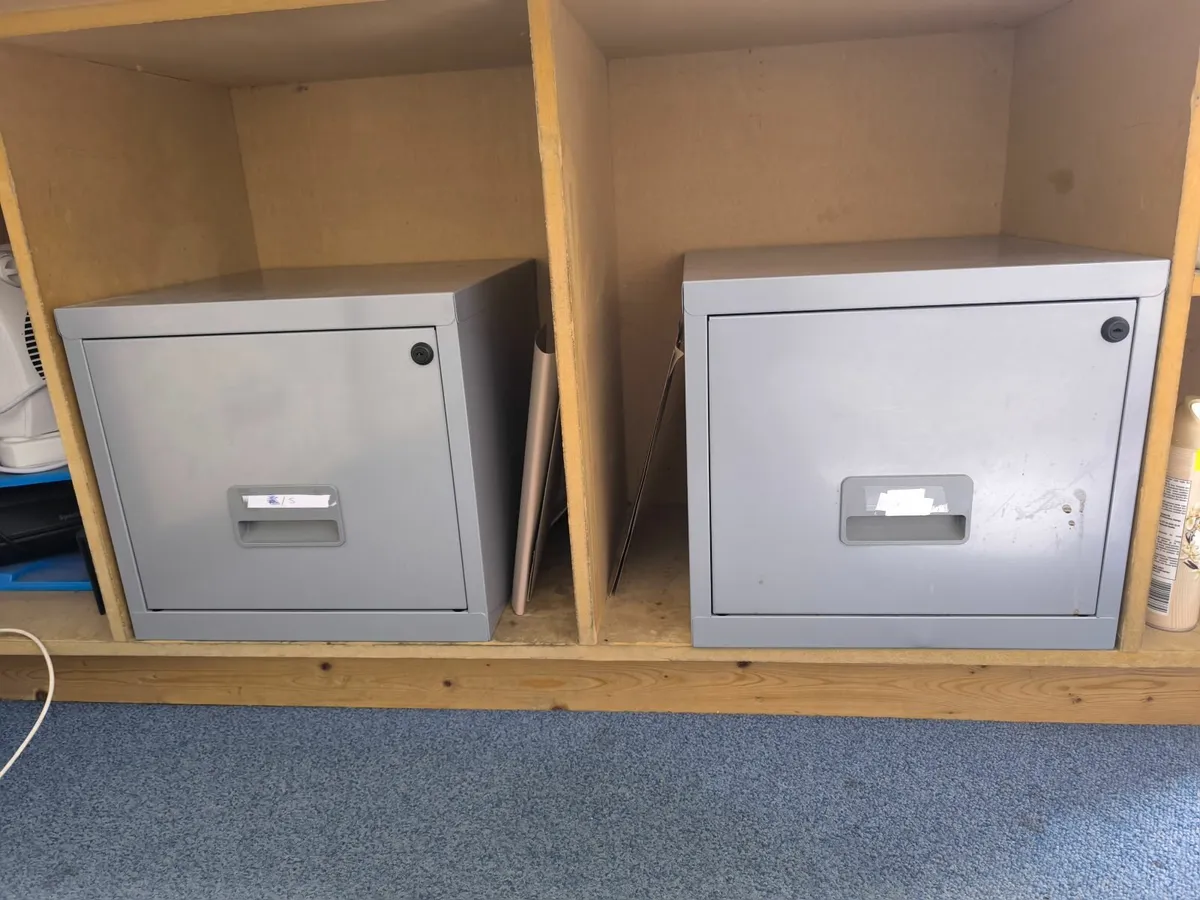 Filing cabinets - Image 1