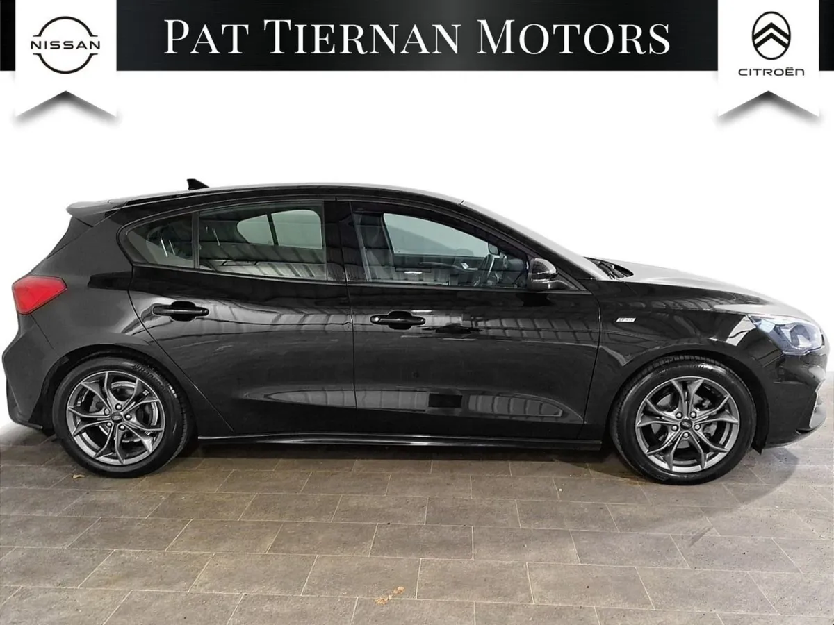 Ford Focus 1.0 Ecoboost 125PS St-line - Image 3