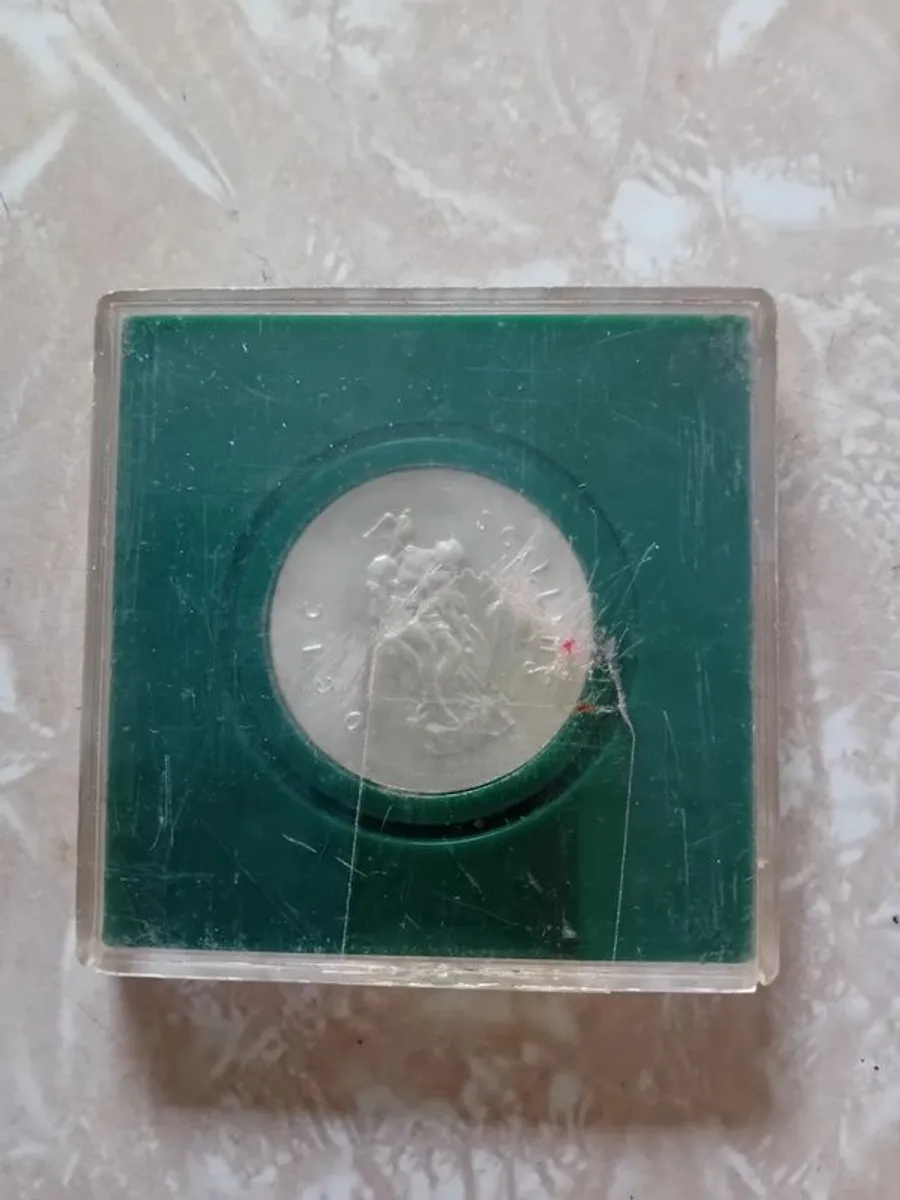 1966 commemorative coin - Image 1