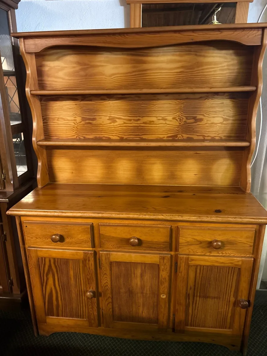 Pine kitchen dresser - Image 1