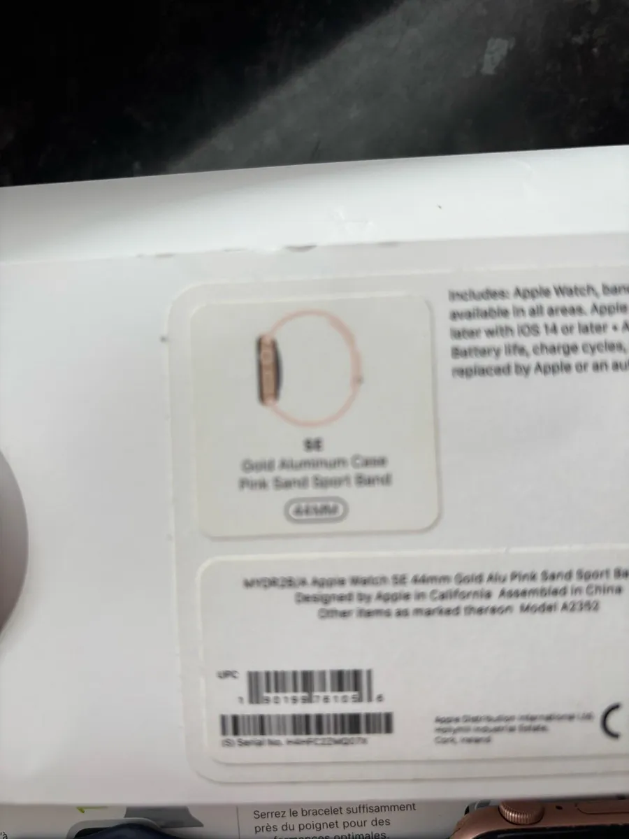 Apple Watch 44mm - Image 1