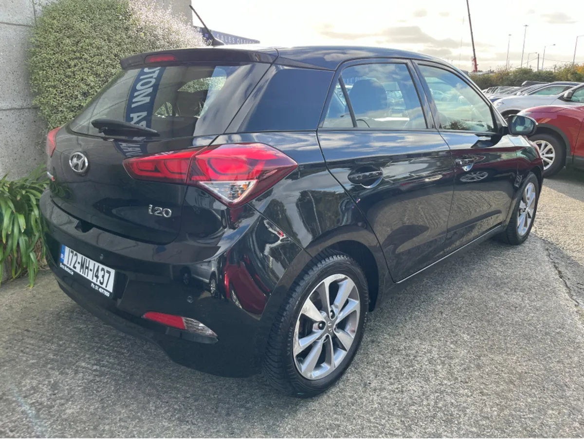 Hyundai i20 ACTIVE DELUXE AUTOMATIC 1.4 PETROL - Image 4