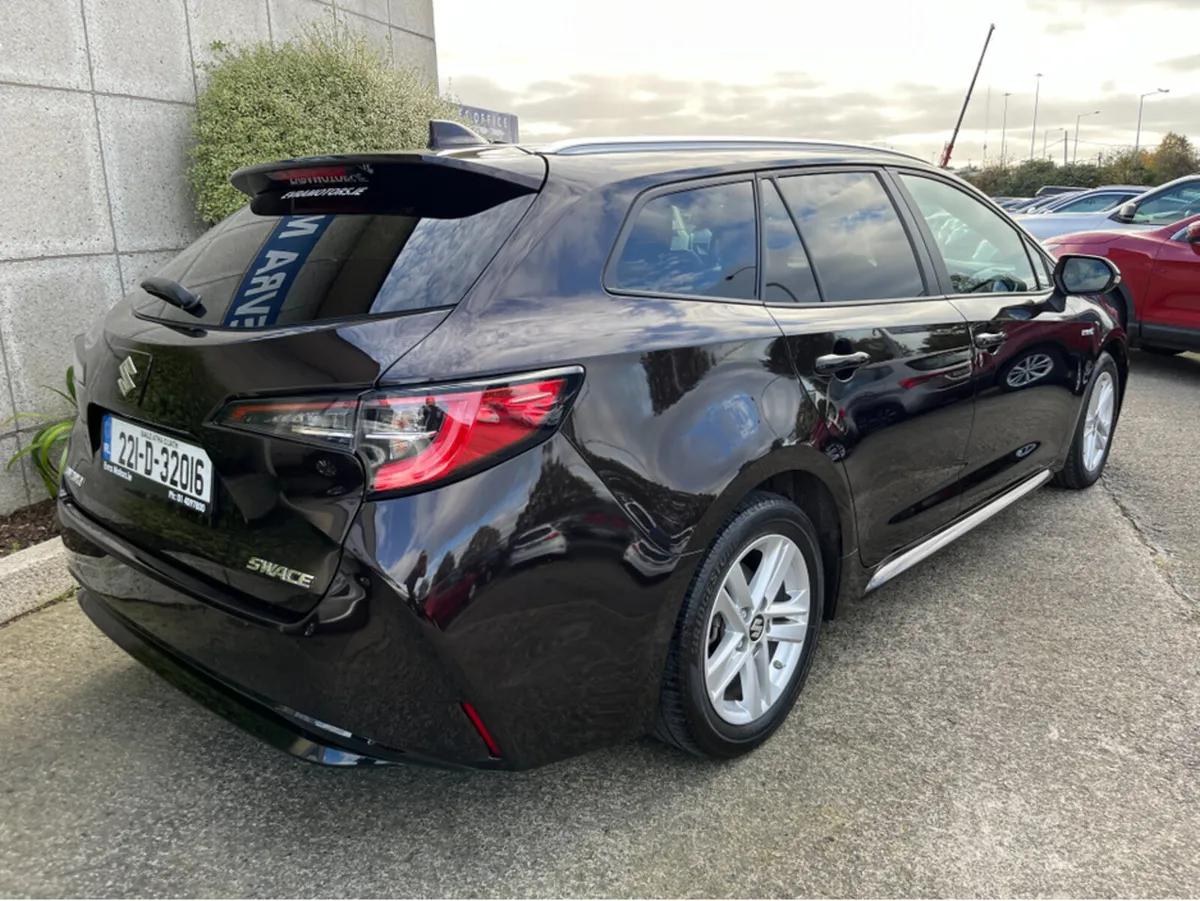 Toyota Corolla ESTATE 1.8 HYBRID AUTOMATIC //AUTUM - Image 4