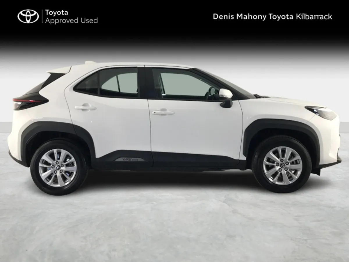 Toyota Yaris Cross Cross Luna - Image 3