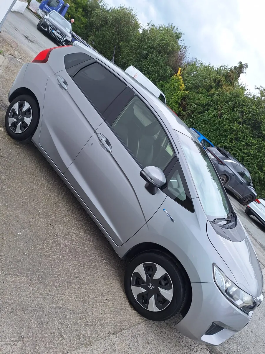 Honda Fit 2016 - Image 4