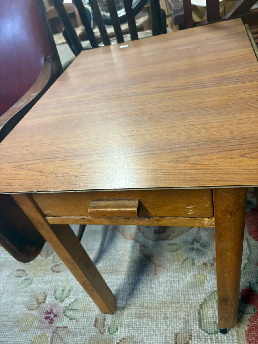 Midcentury occasional table - Image 3