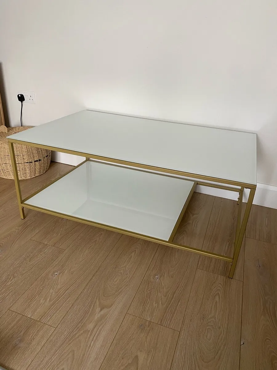 Coffee table - Image 1