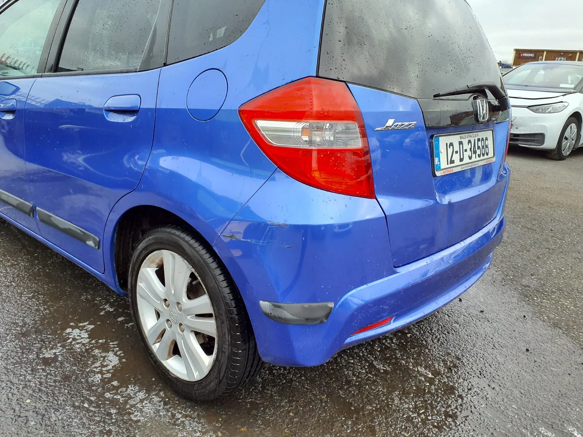 2012 HONDA JAZZ - Image 4
