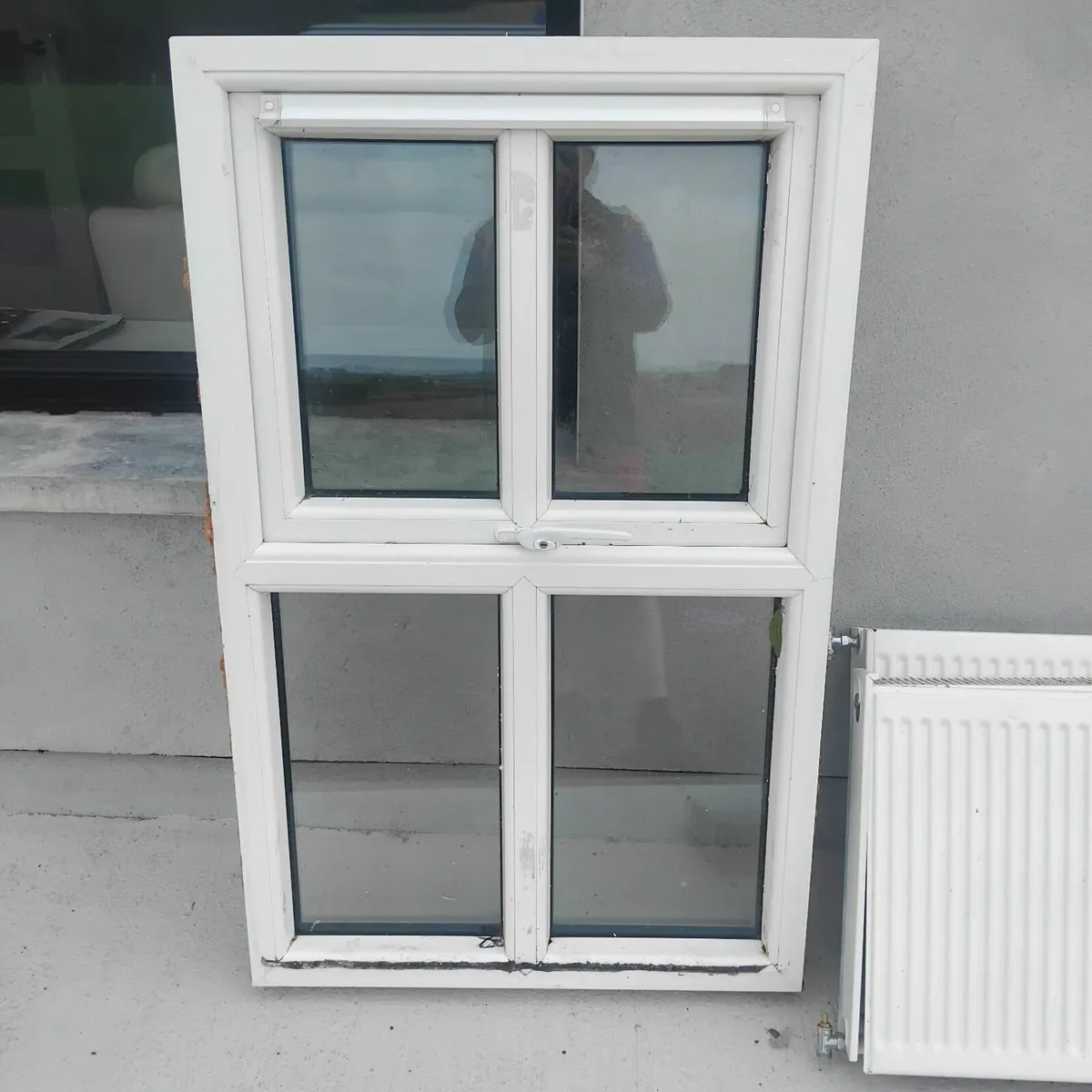 Window and window ledge - Image 1