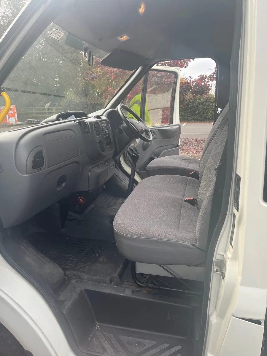 Ford Transit Mini Bus 2005 - Image 4