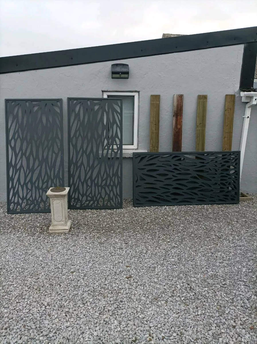 Decative metal fencing for - Image 1