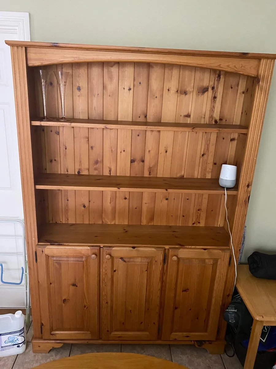 Kitchen cabinet - Image 1