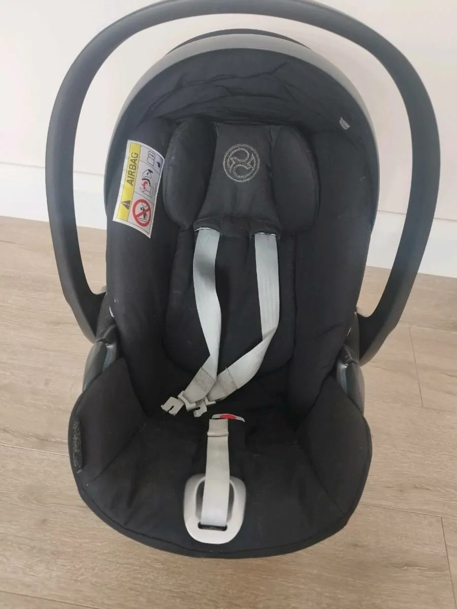 cybex cloud z i size and rotating base - Image 3