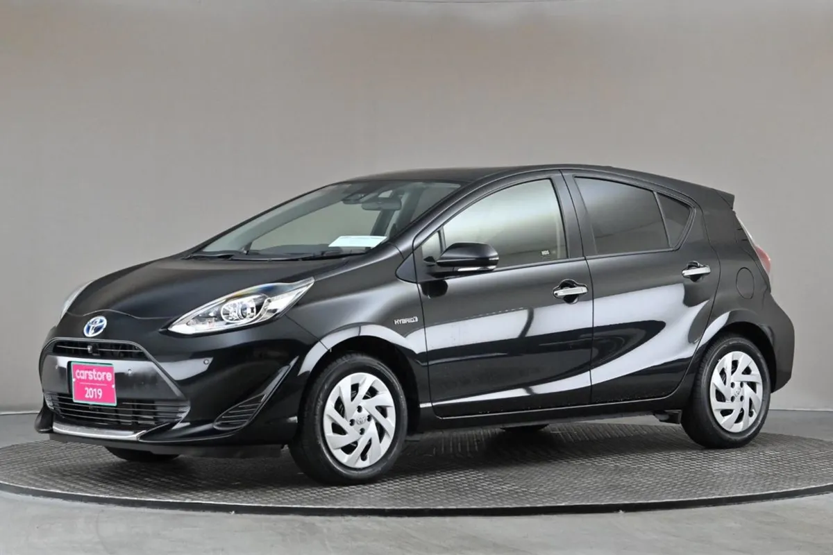 Toyota Aqua 1.5 Vvt-i Hybrid  android Car Player - Image 4