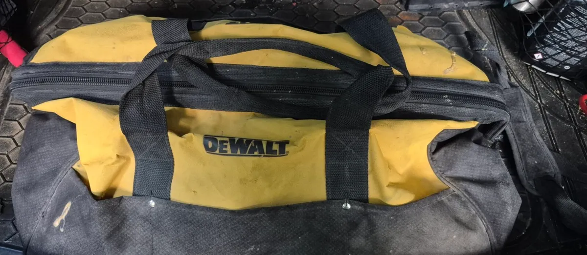 Tool Bag Dewalt - Image 1