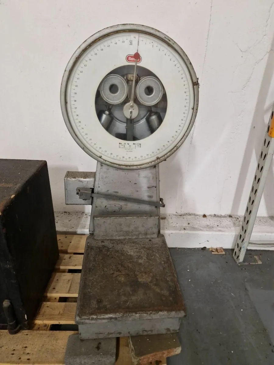 Vintage Berkel Industrial Floor Scale (50kg Cap) - Image 1