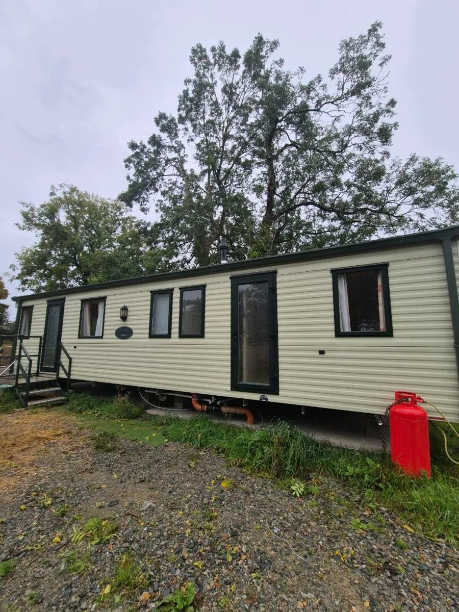 Willerby Westmorland 37x12 - Image 1