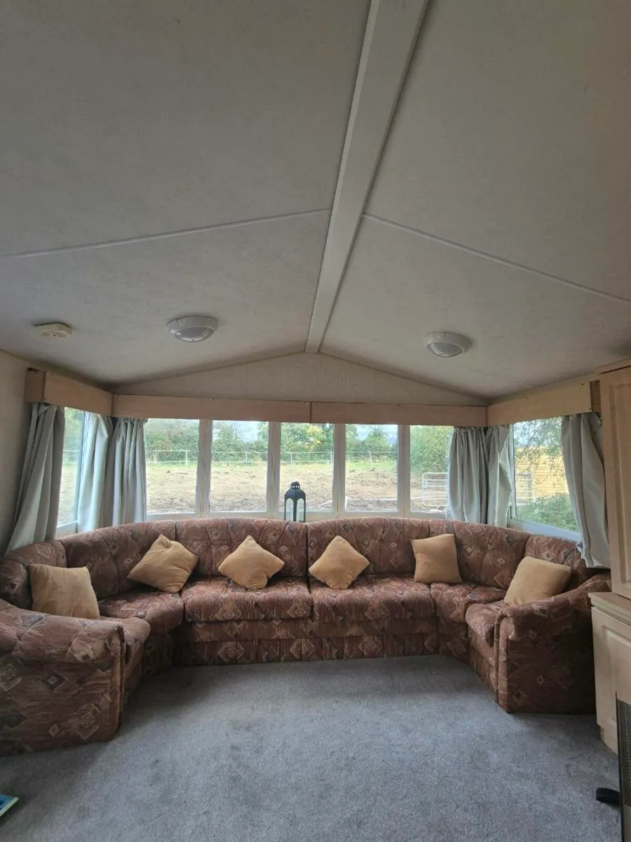Willerby Westmorland 37x12 - Image 3