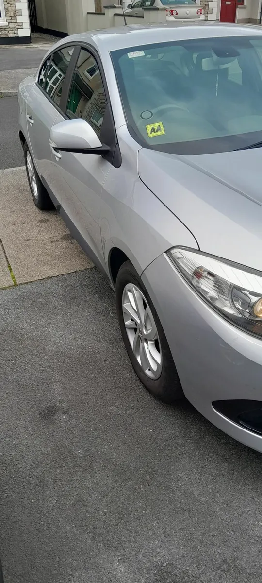 Renault Fluence 2014 - Image 2