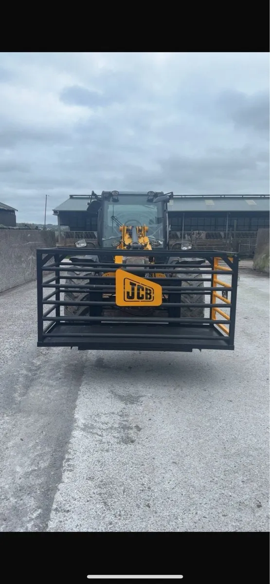 JCB calf transporter cage - Image 1