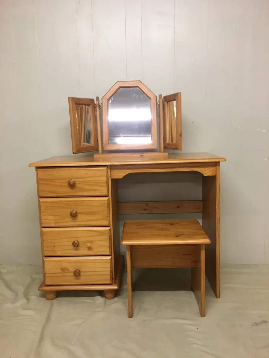 Dressing Table & Stool - Image 4