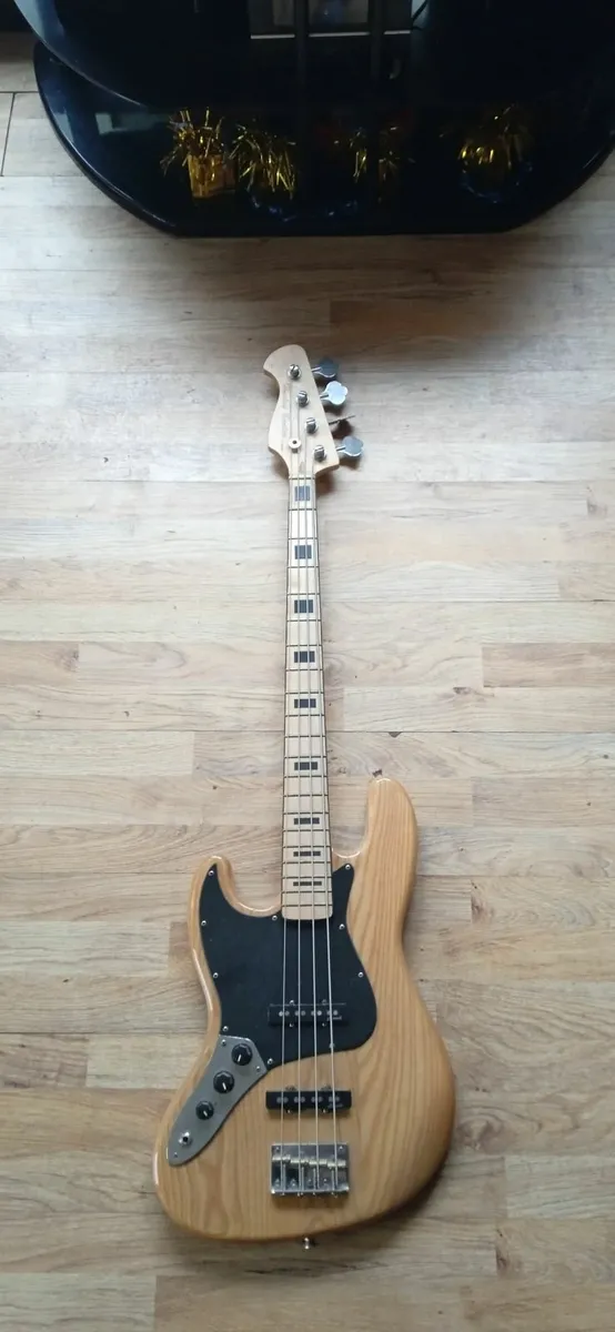 LEFTHANDED GUITAR BUNDLE - Image 4