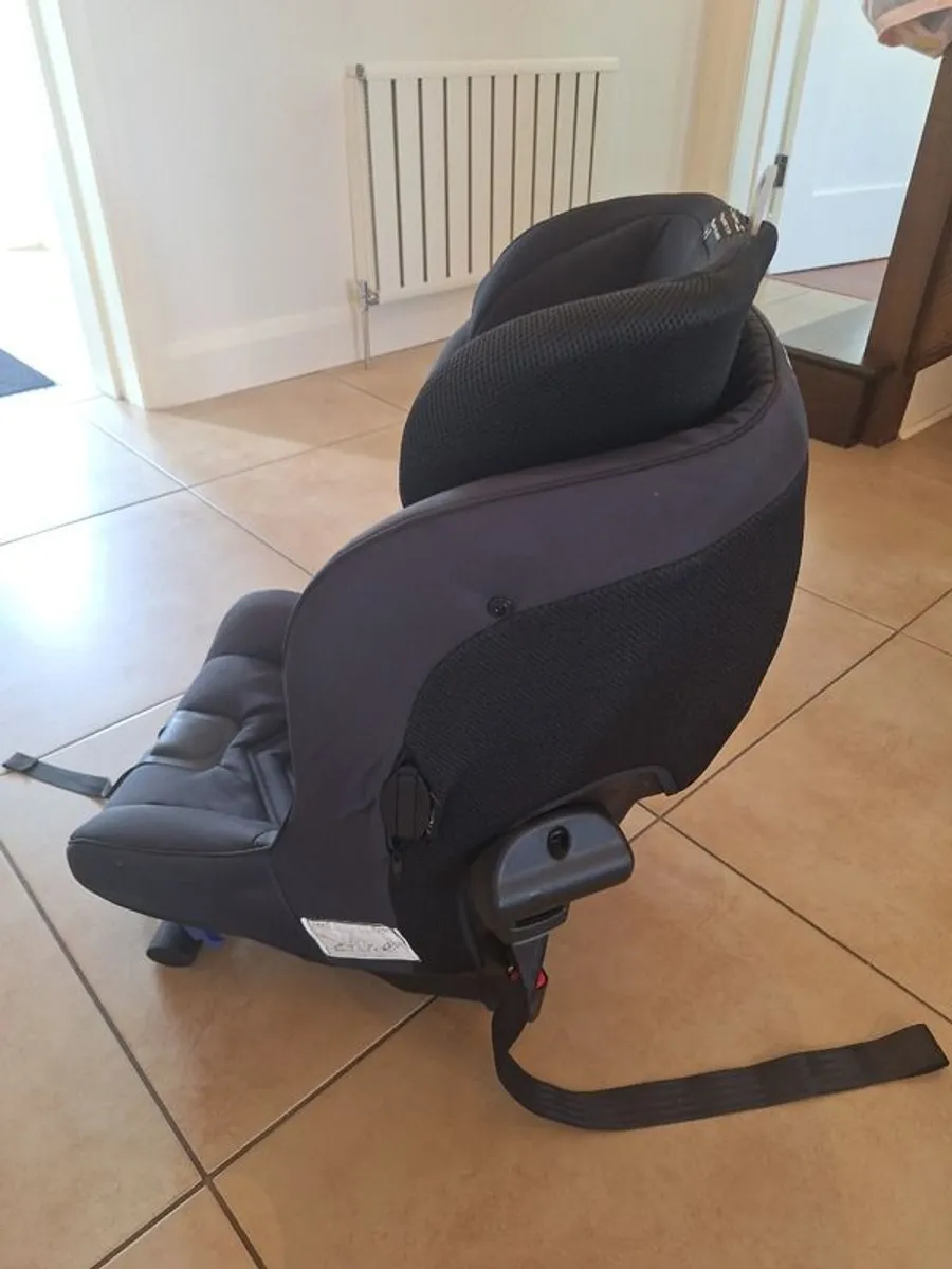 Axkid minikid rearfacing (birth to age 7) - Image 2