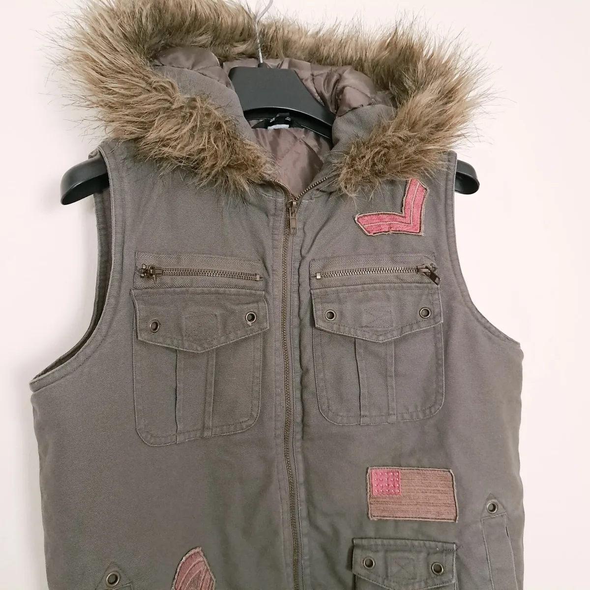Nikita Khaki Grey Faux Fur Hood Gilet Size S - Image 4