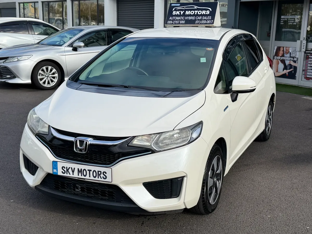 2017 Honda Fit 1.5 Petrol Hybrid ,Auto ,42K Miles - Image 3