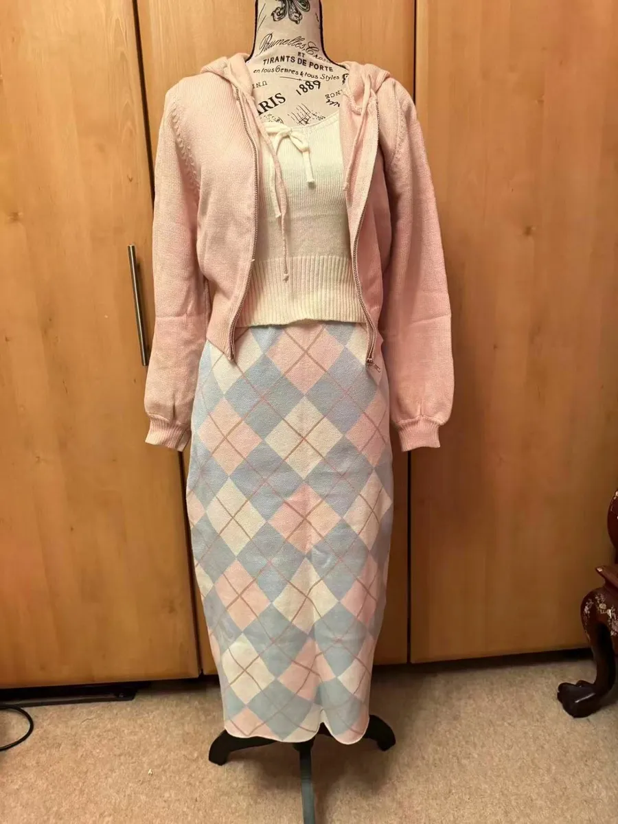Soft Knit Cami & Cardigan Set – €35 - Image 2