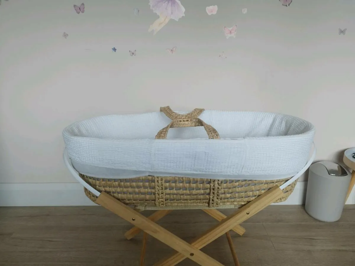Moses basket - Image 1